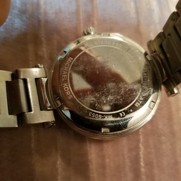 Womens watch - Picture 2 of 2